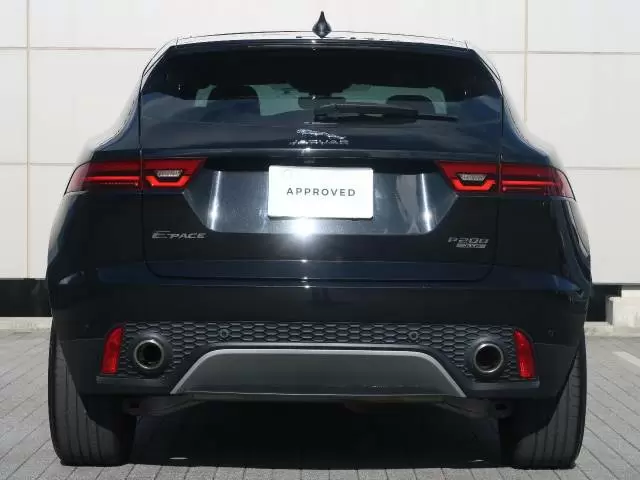 ジャガー・Eペイスの魅力とは？歴史や燃費性能・販売価格を紹介