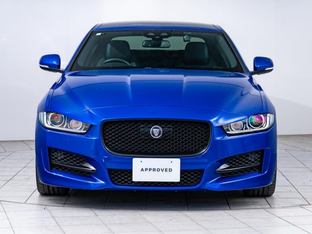 ジャガーXEの魅力は？歴史や特徴・ラインアップ・売買価格を詳しく紹介