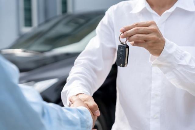 【大阪版】中古車購入ガイド｜相場・販売店選び・失敗しないチェックポイント