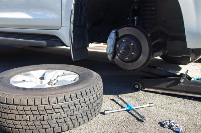 タイヤ交換の様子