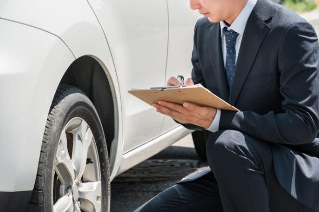 【完全ガイド】初めての車 無料査定｜流れ・必要書類・高く売るコツを徹底解説