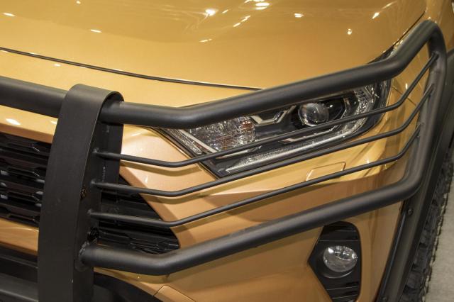 改造車でも通常の車検（継続検査）に影響を与えないグリル・ガードのイメージ