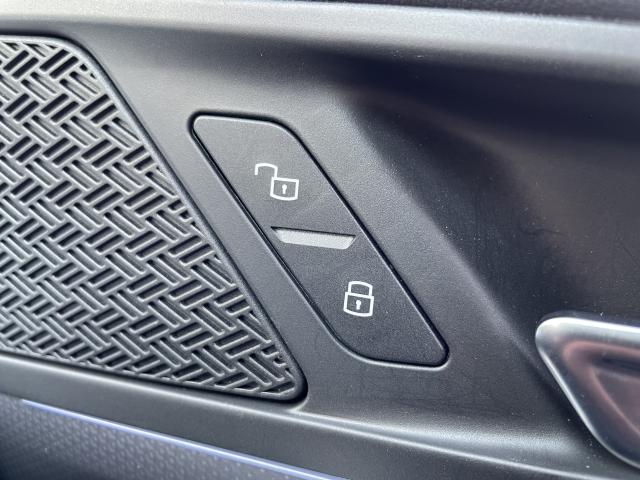 ＢＭＷ Ｘ１ ｘＤｒｉｖｅ ２０ｄ Ｍスポーツ 1.8万Km 484.0万円(愛知県)[390]の中古車詳細