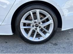 Ａ５スポーツバック ４０ＴＤＩクワトロ Ｓラインの中古車画像