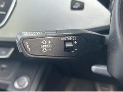 Ａ４ ３５ＴＦＳＩ Ｓラインの中古車画像