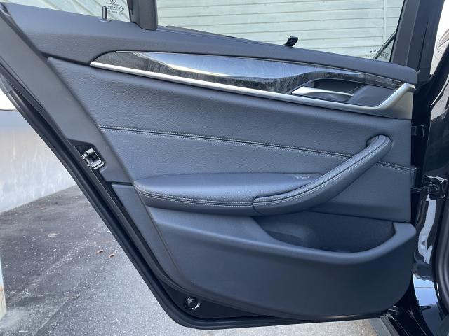 ＢＭＷ ５シリーズ ５３０ｉツーリング Ｍスポーツ 0.6万Km 634.0万円(愛知県)[342]の中古車詳細