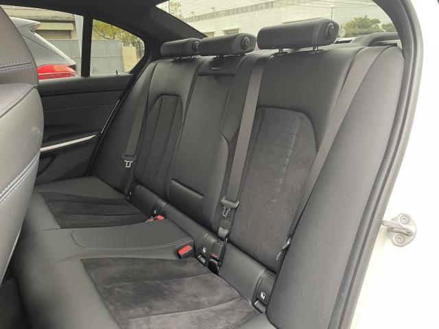 ＢＭＷ ３シリーズ ３１８ｉ Ｍスポーツ エディションシャドー 1万Km 406.6万円 2024年式[305]の中古車詳細(愛知県)