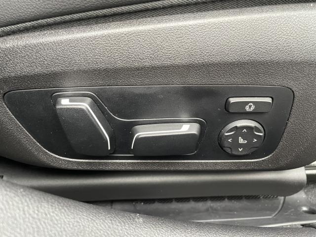 ＢＭＷ ３シリーズ ３１８ｉ Ｍスポーツ エディションシャドー 1万Km 406.6万円 2024年式[305]の中古車詳細(愛知県)