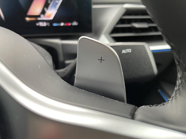 ＢＭＷ ３シリーズ ３１８ｉ Ｍスポーツ エディションシャドー 1万Km 406.6万円 2024年式[305]の中古車詳細(愛知県)