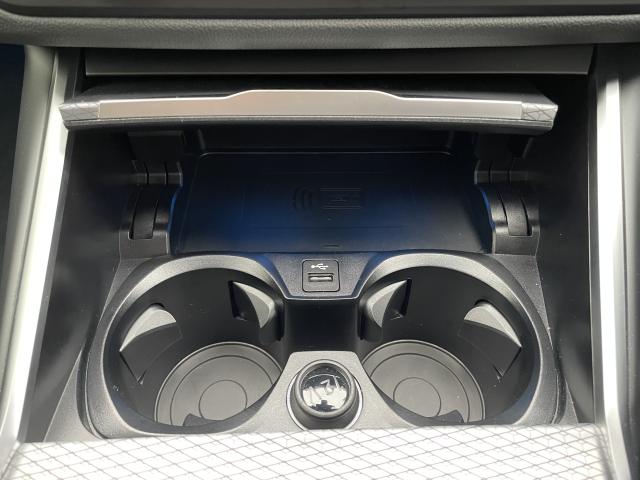 ＢＭＷ ３シリーズ ３１８ｉ Ｍスポーツ エディションシャドー 1万Km 406.6万円 2024年式[305]の中古車詳細(愛知県)