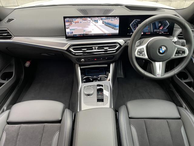 ＢＭＷ ３シリーズ ３１８ｉ Ｍスポーツ エディションシャドー 1万Km 406.6万円 2024年式[305]の中古車詳細(愛知県)