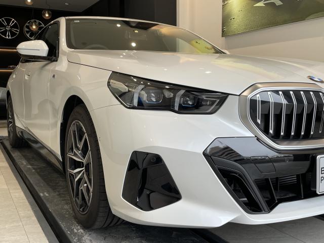 ＢＭＷ ５シリーズ ５２３ｄ ｘＤｒｉｖｅ Ｍスポーツ 0.5万Km 590.0万円 2024年式[536]の中古車詳細(愛知県)