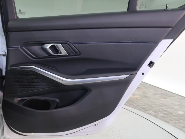 ＢＭＷ ３シリーズ ３１８ｉ Ｍスポーツ 1万Km 424.8万円 2024年式[503]の中古車詳細(愛知県)