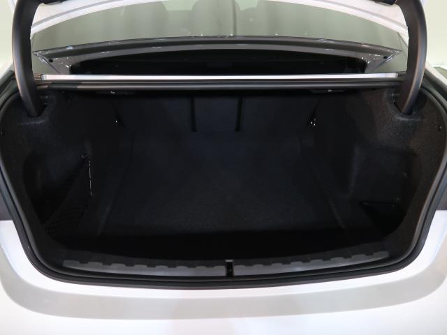 ＢＭＷ ３シリーズ ３１８ｉ Ｍスポーツ 1万Km 424.8万円 2024年式[503]の中古車詳細(愛知県)