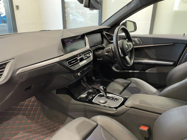 ＢＭＷ １シリーズ １１８ｄ Ｍスポーツ 4.9万Km 255.0万円 2022年式[124]の中古車詳細(愛知県)