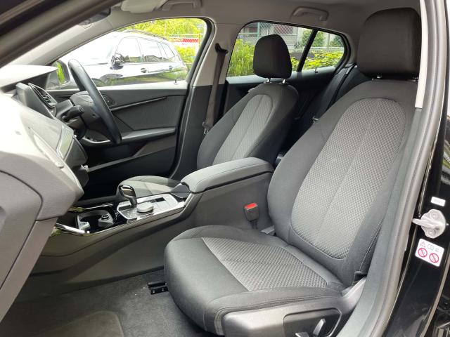 ＢＭＷ １シリーズ １１８ｉ プレイ 2.1万Km 214.8万円 2021年式[106]の中古車詳細(愛知県)