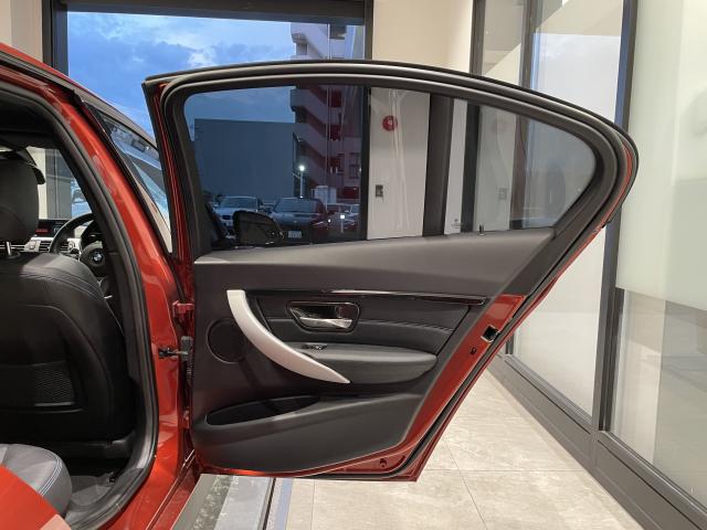 ＢＭＷ ３シリーズ ３２０ｄ Ｍスポーツ エディションシャドー 5.2万Km 240.0万円 2017年式[631]の中古車詳細(愛知県)