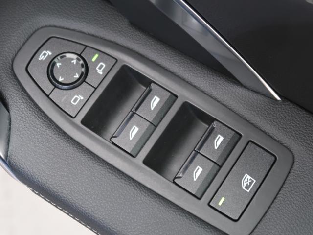 ＢＭＷ Ｘ１ ｘＤｒｉｖｅ ２０ｉ ｘライン 3.3万Km 399.8万円 2023年式[306]の中古車詳細(愛知県)