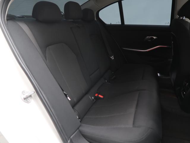 ＢＭＷ ３シリーズ ３１８ｉ 2.7万Km 269.8万円 2021年式[638]の中古車詳細(愛知県)