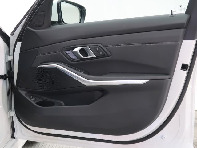 ＢＭＷ ３シリーズ ３２０ｉツーリング Ｍスポーツ 0.3万Km 550.0万円 2025年式[003]の中古車詳細(愛知県)