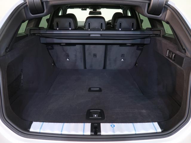 ＢＭＷ ３シリーズ ３２０ｉツーリング Ｍスポーツ 0.3万Km 550.0万円 2025年式[003]の中古車詳細(愛知県)