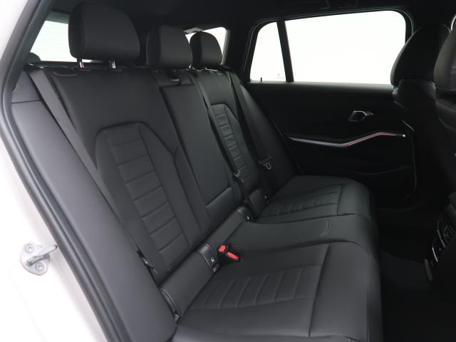 ＢＭＷ ３シリーズ ３２０ｉツーリング Ｍスポーツ 0.3万Km 550.0万円 2025年式[003]の中古車詳細(愛知県)
