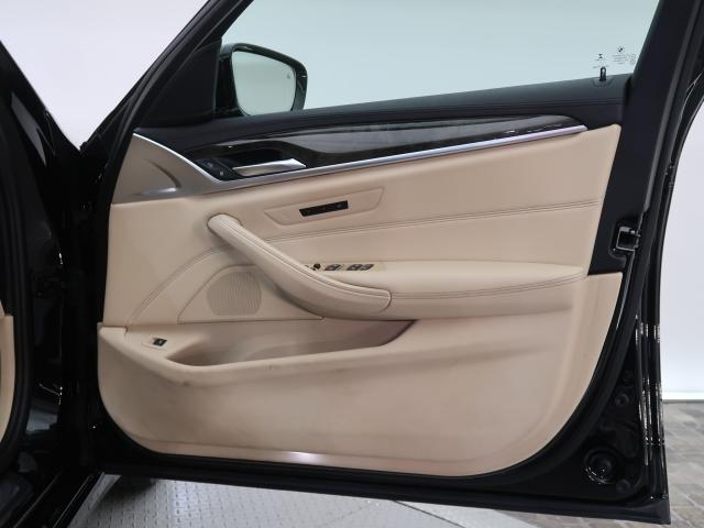 ＢＭＷ ５シリーズ ５２３ｉラグジュアリー 4万Km 239.8万円 2018年式[318]の中古車詳細(愛知県)