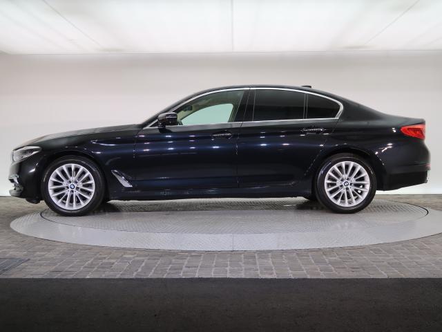 ＢＭＷ ５シリーズ ５２３ｉラグジュアリー 4万Km 239.8万円 2018年式[318]の中古車詳細(愛知県)