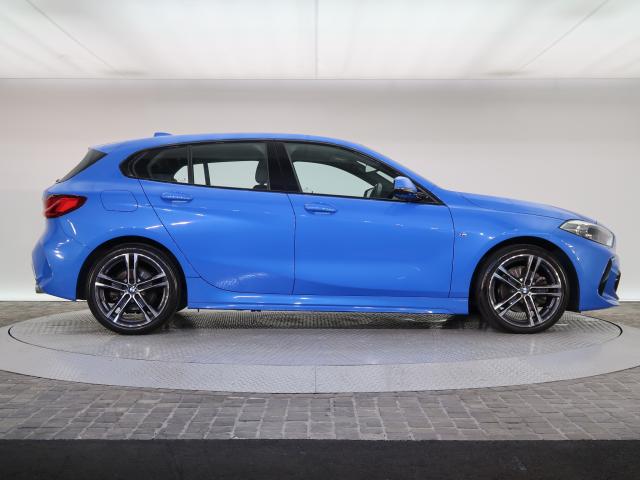 ＢＭＷ １シリーズ １１８ｄ Ｍスポーツ エディションジョイ＋ 3.2万Km 249.8万円 2021年式[393]の中古車詳細(愛知県)