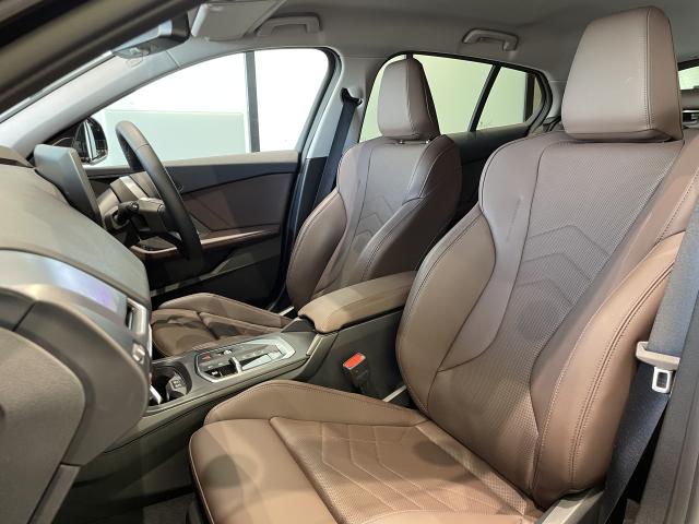 ＢＭＷ １シリーズ １２０ ハイラインパッケージ 0.7万Km 348.0万円 2025年式[432]の中古車詳細(愛知県)