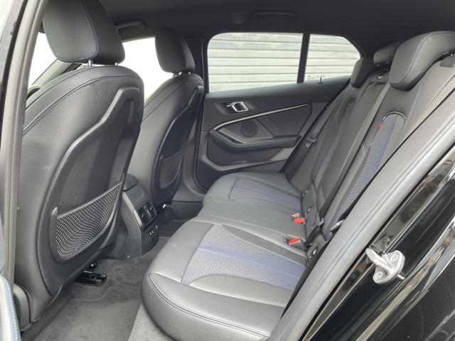 ＢＭＷ １シリーズ １１８ｉ Ｍスポーツ 3.1万Km 245.0万円 2021年式[284]の中古車詳細(愛知県)