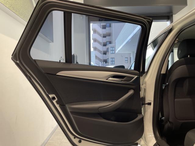ＢＭＷ ５シリーズ ５２３ｉツーリング 3.9万Km 250.0万円 2018年式[995]の中古車詳細(愛知県)