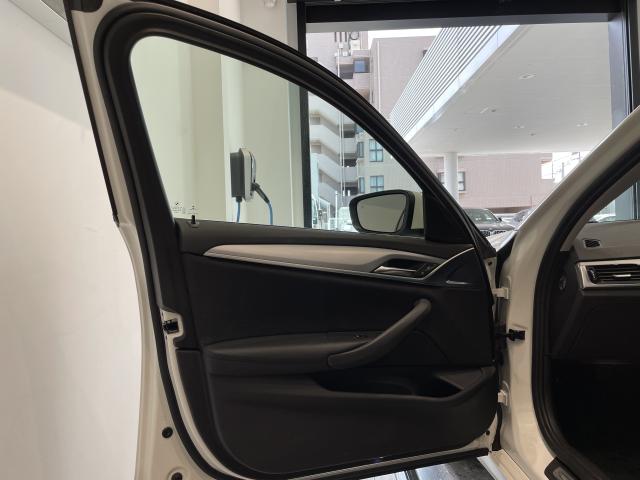 ＢＭＷ ５シリーズ ５２３ｉツーリング 3.9万Km 250.0万円 2018年式[995]の中古車詳細(愛知県)