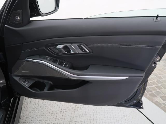 ＢＭＷ ３シリーズ Ｍ３４０ｉ ｘＤｒｉｖｅ 2.8万Km 699.8万円 2023年式[142]の中古車詳細(愛知県)
