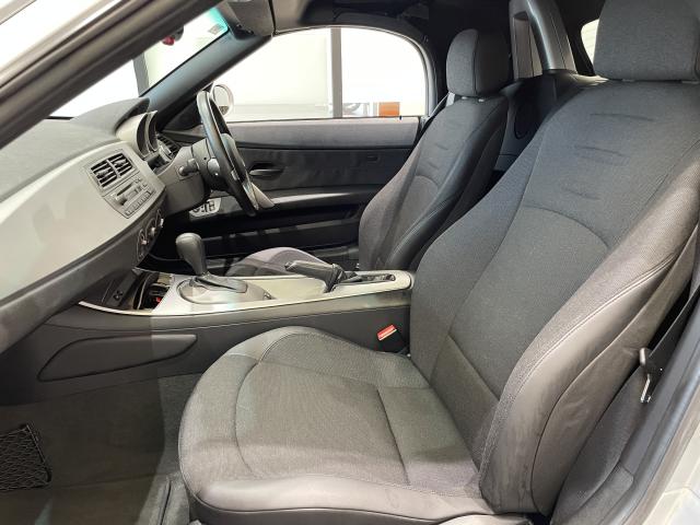 ＢＭＷ Ｚ４ ２．２ｉ 1.4万Km 125.0万円 2004年式[285]の中古車詳細(愛知県)