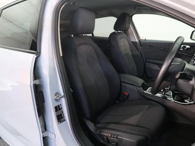 ＢＭＷ １シリーズ １１８ｄ インディビジュアル・エディション 2.4万Km 284.8万円 2022年式[623]の中古車詳細(愛知県)