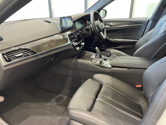 ＢＭＷ ５シリーズ ５２３ｄ Ｍスポーツ ハイラインパッケージ 3.5万Km 328.0万円 2018年式[893]の中古車詳細(愛知県)