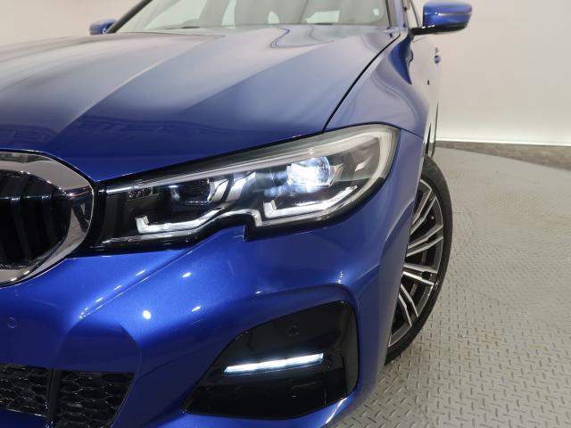 ＢＭＷ ３シリーズ ３１８ｉツーリング Ｍスポーツ 2.1万Km 324.8万円 2021年式[587]の中古車詳細(愛知県)