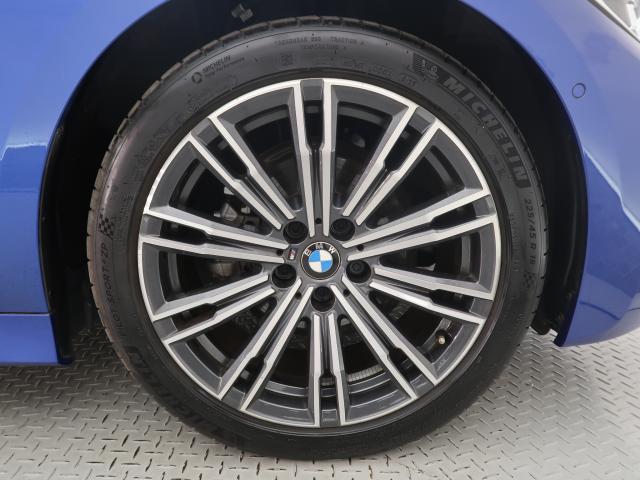 ＢＭＷ ３シリーズ ３１８ｉツーリング Ｍスポーツ 2.1万Km 324.8万円 2021年式[587]の中古車詳細(愛知県)