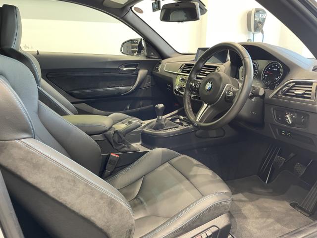 ＢＭＷ Ｍ２ コンペティション 1万Km 700.0万円 2021年式[800]の中古車詳細(愛知県)