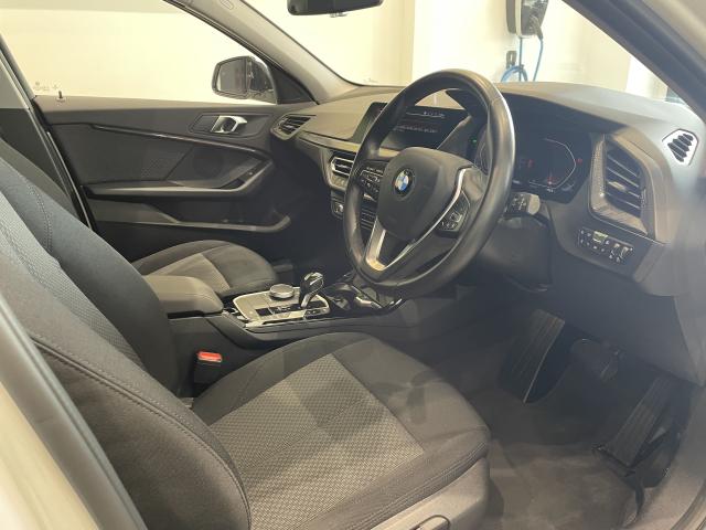 ＢＭＷ １シリーズ １１８ｉ プレイ 1.7万Km 220.0万円 2021年式[917]の中古車詳細(愛知県)