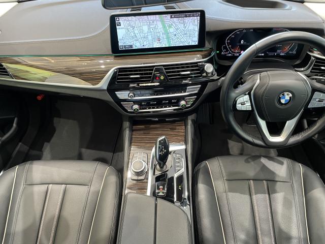 ＢＭＷ ５シリーズ ５２３ｄ ｘＤｒｉｖｅ ラグジュアリー 2.2万Km 400.0万円 2022年式[200]の中古車詳細(愛知県)