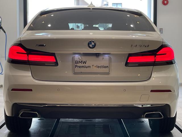ＢＭＷ ５シリーズ ５２３ｄ ｘＤｒｉｖｅ ラグジュアリー 2.2万Km 400.0万円 2022年式[200]の中古車詳細(愛知県)