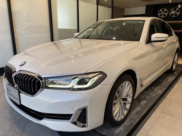 ＢＭＷ ５シリーズ ５２３ｄ ｘＤｒｉｖｅ ラグジュアリー 2.2万Km 400.0万円 2022年式[200]の中古車詳細(愛知県)