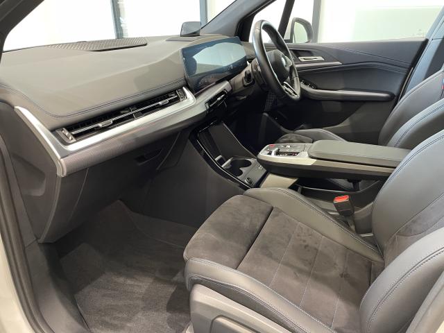 ＢＭＷ ２シリーズ ２１８ｉアクティブツアラー Ｍスポーツ 0.8万Km 325.0万円 2023年式[069]の中古車詳細(愛知県)