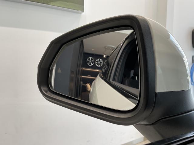 ＢＭＷ ２シリーズ ２１８ｉアクティブツアラー Ｍスポーツ 0.8万Km 325.0万円 2023年式[069]の中古車詳細(愛知県)