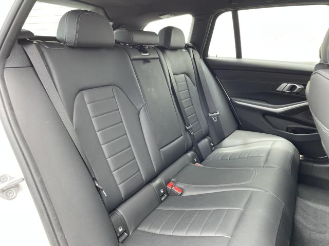 ＢＭＷ ３シリーズ ３２０ｄ ｘＤｒｉｖｅツーリング Ｍスポーツ 1.8万Km 384.0万円 2021年式[123]の中古車詳細(愛知県)