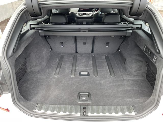 ＢＭＷ ３シリーズ ３２０ｄ ｘＤｒｉｖｅツーリング Ｍスポーツ 1.8万Km 384.0万円 2021年式[123]の中古車詳細(愛知県)