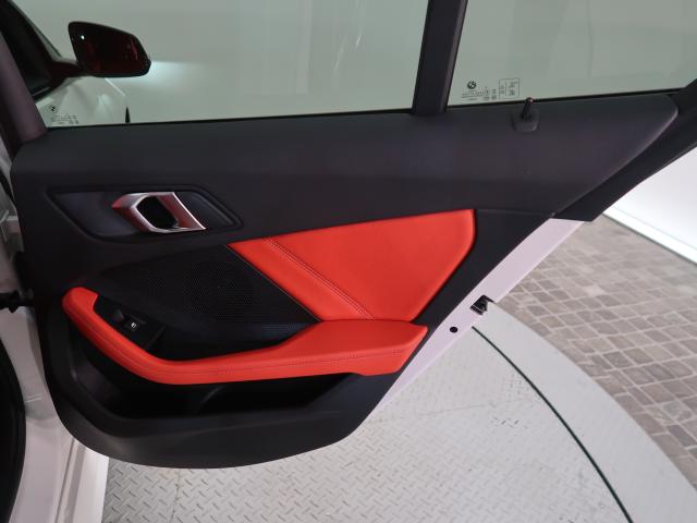 ＢＭＷ １シリーズ １１８ｄ Ｍスポーツ 2.3万Km 289.8万円 2023年式[925]の中古車詳細(愛知県)
