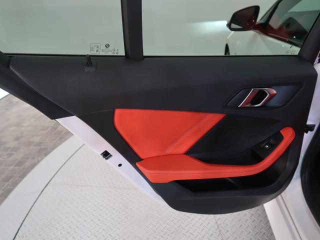 ＢＭＷ １シリーズ １１８ｄ Ｍスポーツ 2.3万Km 289.8万円 2023年式[925]の中古車詳細(愛知県)